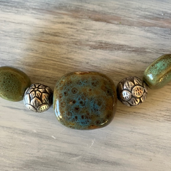 Tumbled Stone Beaded Necklace - Picture 4 of 7